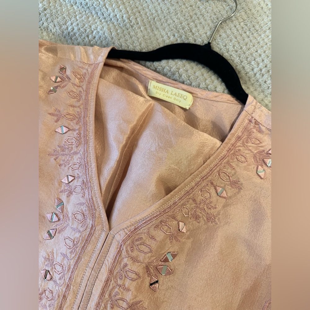 Misha Laeeq Blush Pink Embroidered RAW SILK shirt duppata set  - PAKISTANI